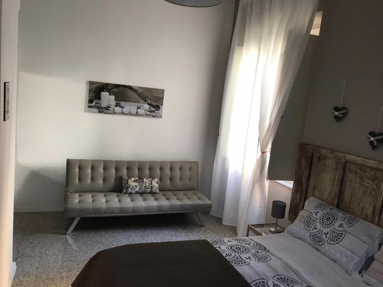 Il Giardino Di Vico Neve Bed and Breakfast Napels Buitenkant foto