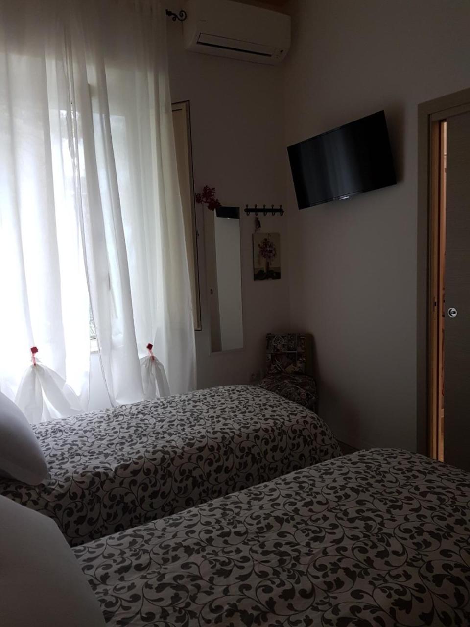 Il Giardino Di Vico Neve Bed and Breakfast Napels Buitenkant foto