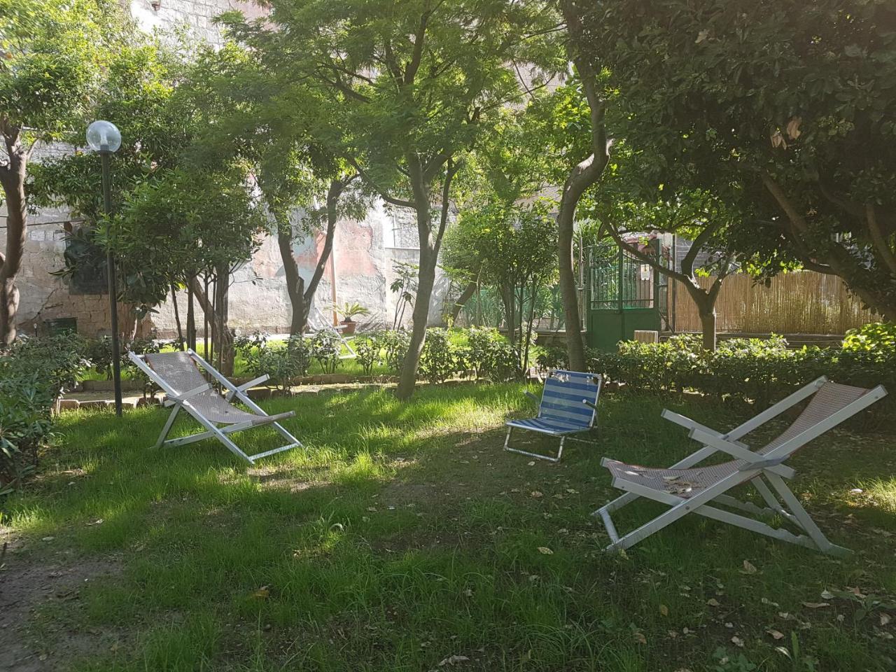 Il Giardino Di Vico Neve Bed and Breakfast Napels Buitenkant foto